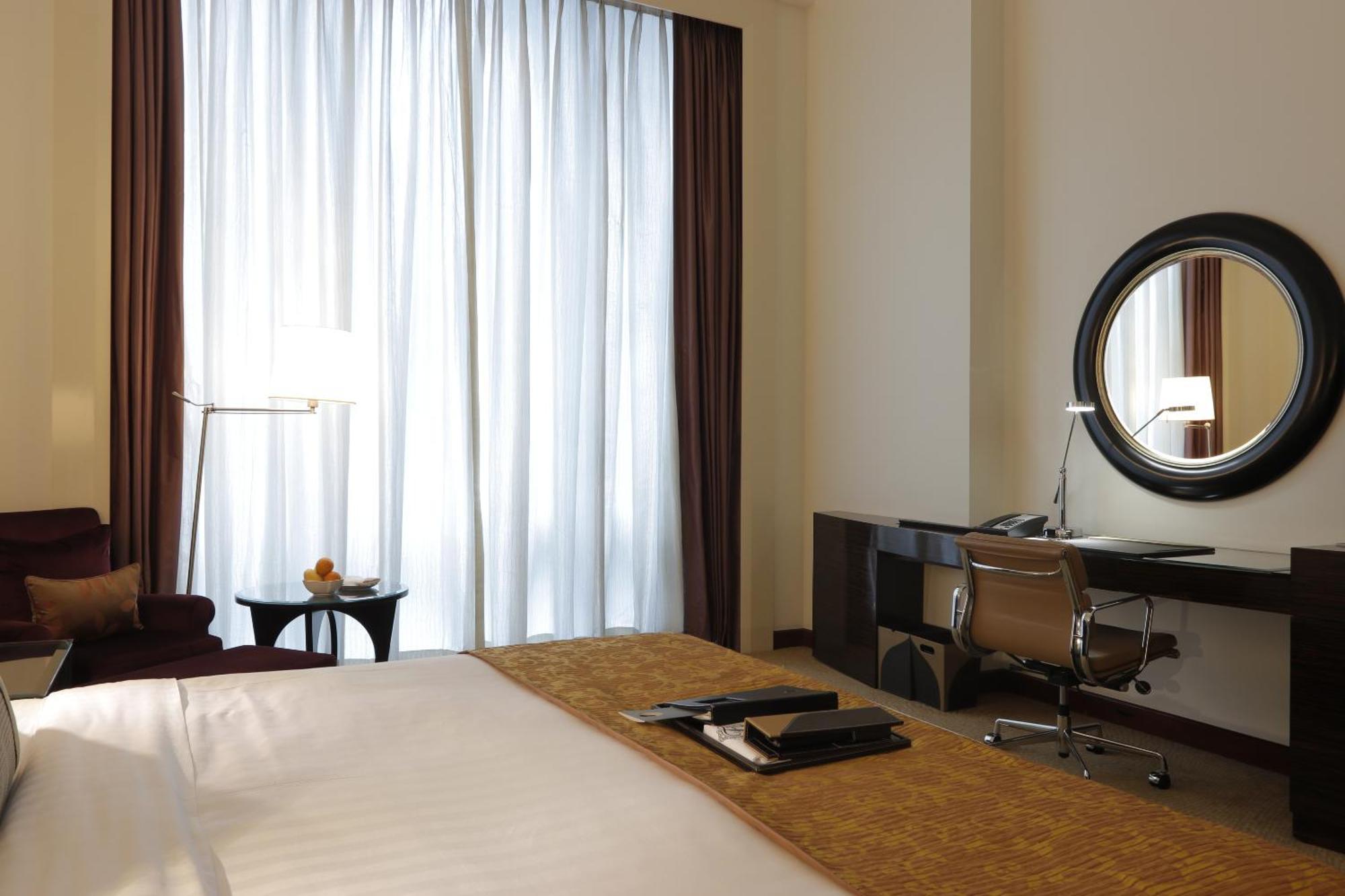 Hotel Fairmont Makati à Makati City Extérieur photo