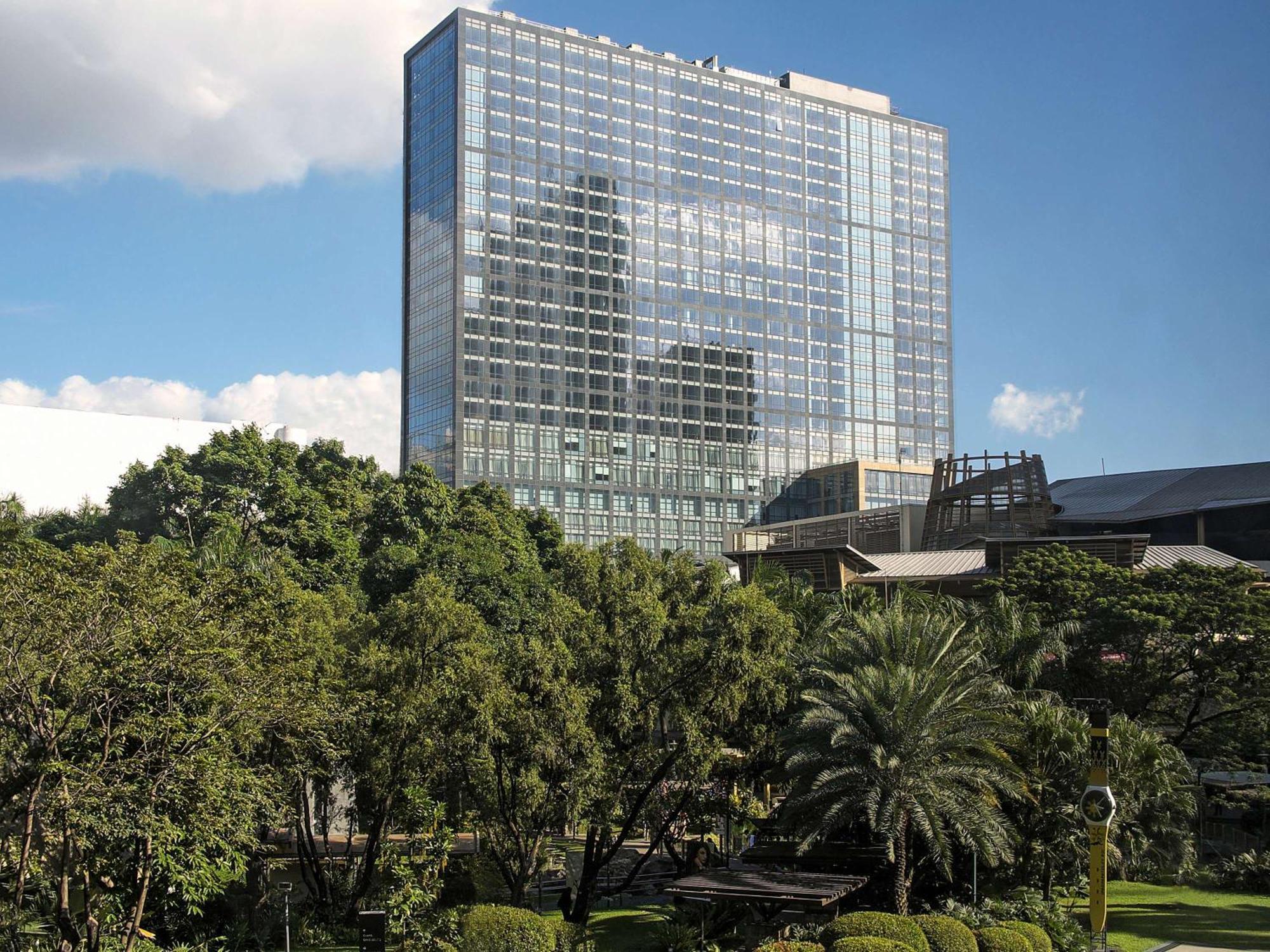 Hotel Fairmont Makati à Makati City Extérieur photo The University of Texas MD Anderson Cancer Center