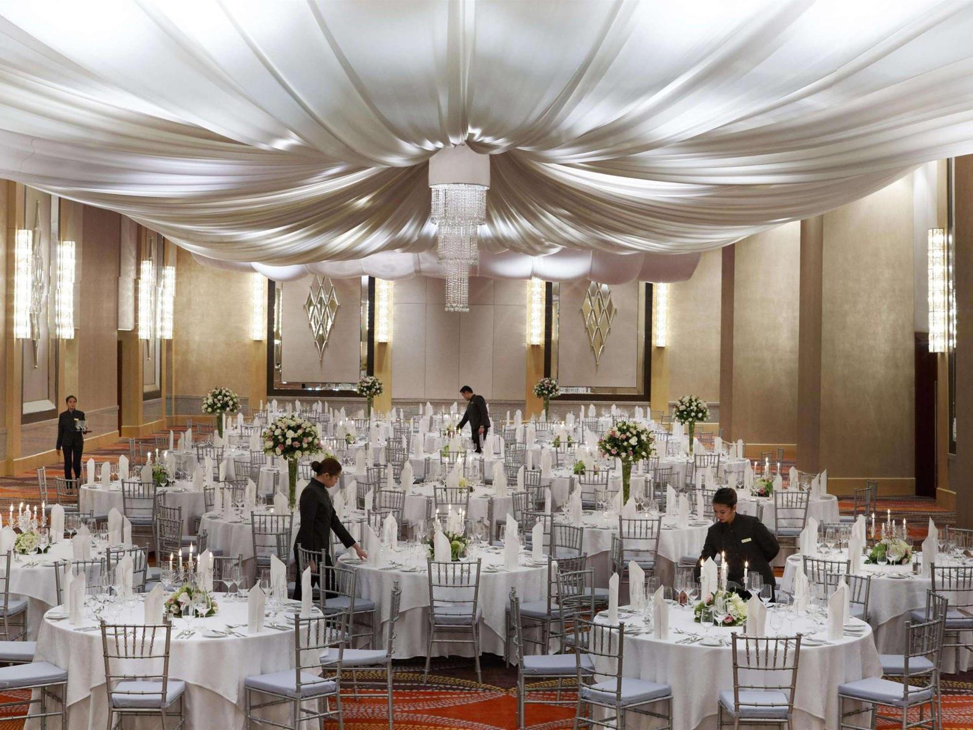 Hotel Fairmont Makati à Makati City Extérieur photo The Grand Ballroom